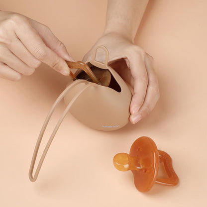 Silicone Dummy Holder Case | Haakaa.